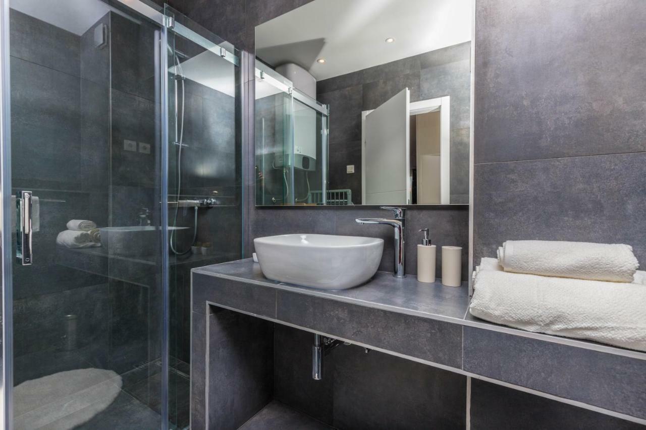 Apartments Ines Selce Exterior foto